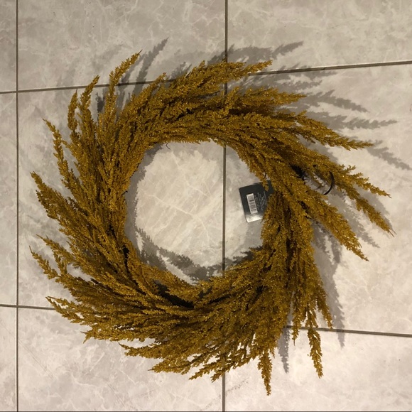 22” Threshold GoldenRod wreath - Picture 2 of 5